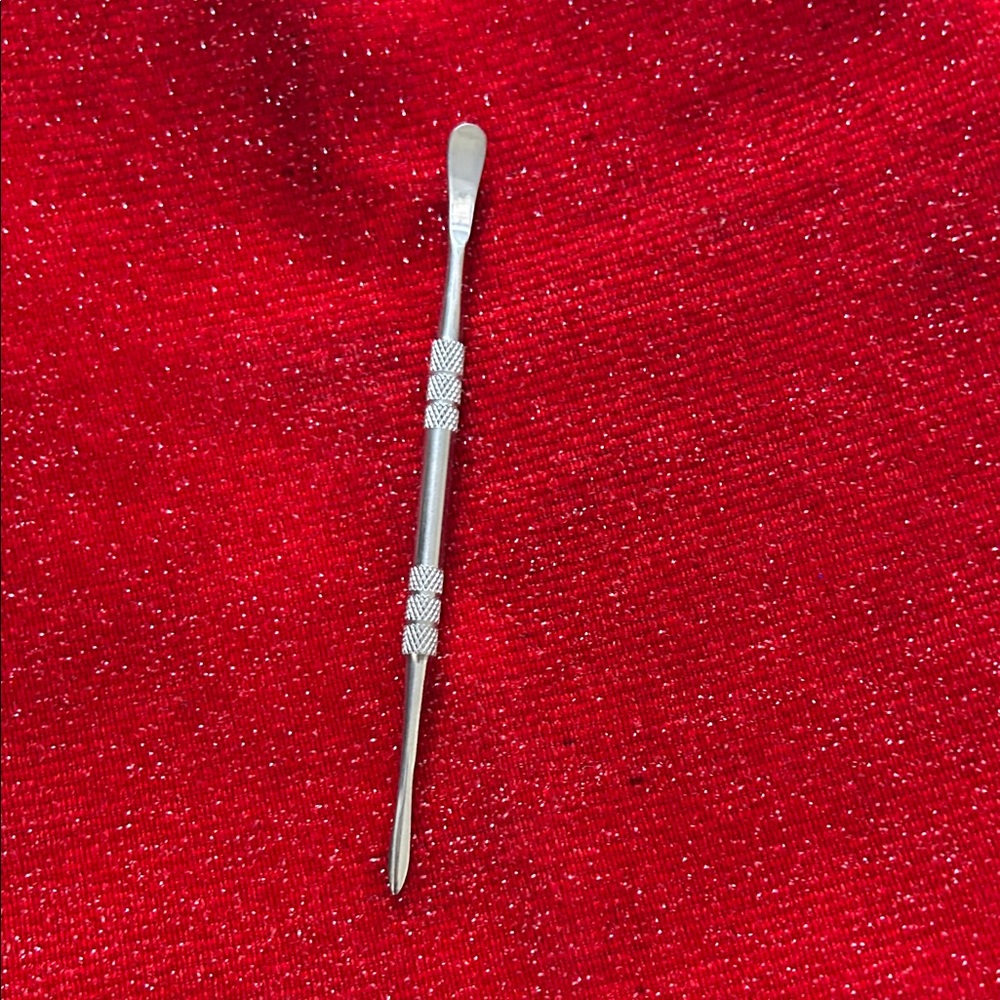 Silver Dual-Ended Metal Tool for manicure or any other thing